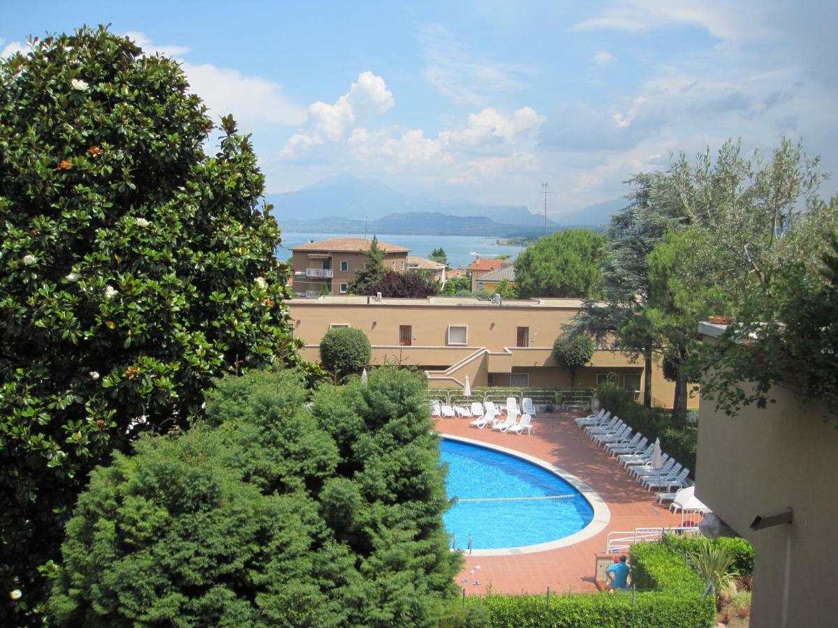Appartamento La Madonnina Di Cathy Peschiera del Garda Eksteriør billede