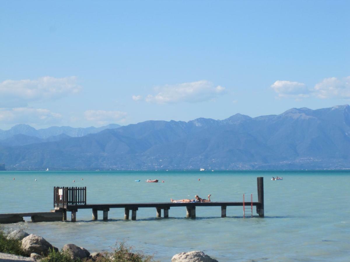 Appartamento La Madonnina Di Cathy Peschiera del Garda Eksteriør billede